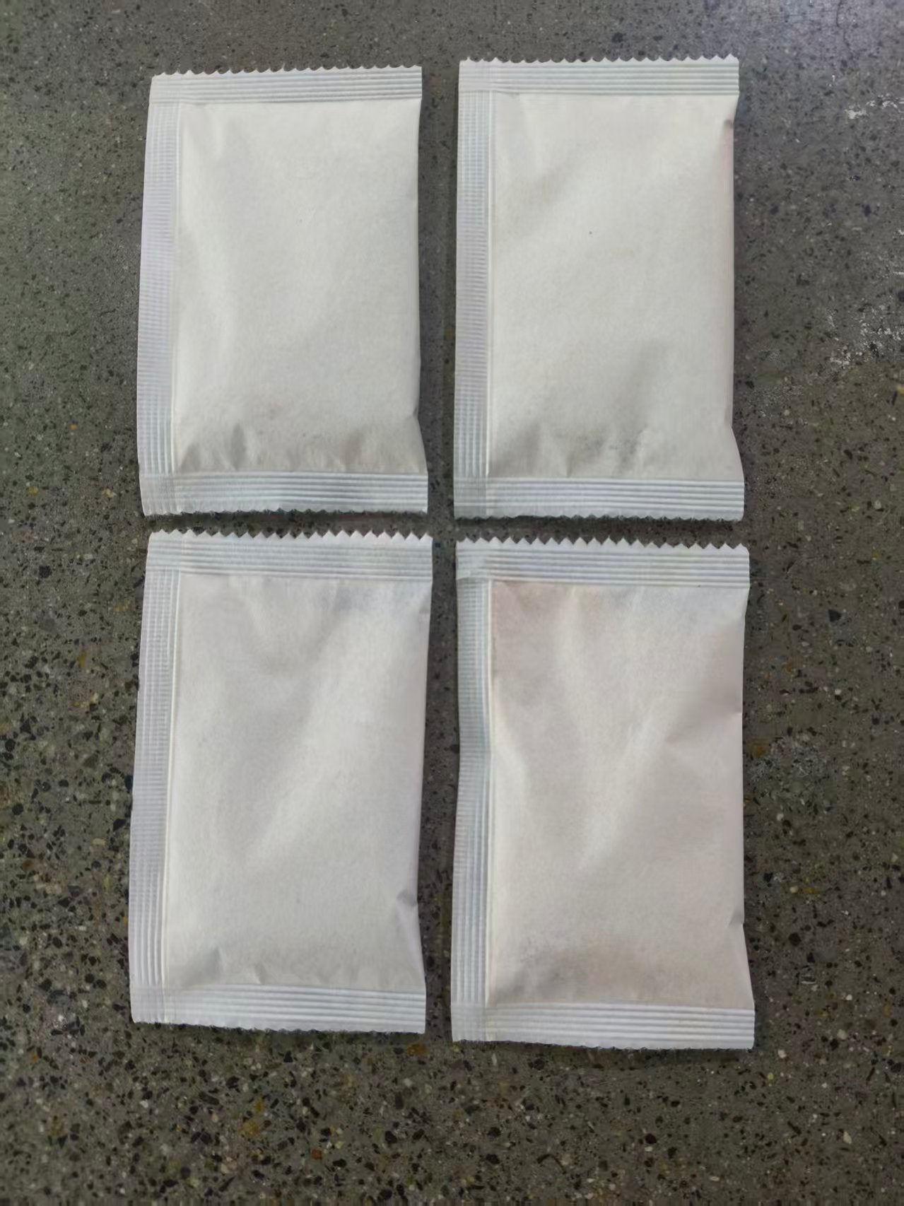 4-head 100g dispensing machine + electric mini three-side sealing packaging machine